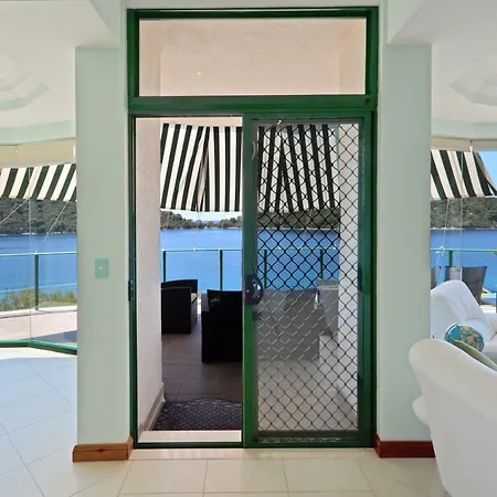 Luxury Exclusive Karbuni Vila Blato (Korcula)