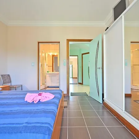 Luxury Exclusive Karbuni *