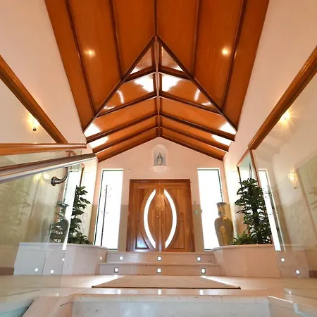 Luxury Exclusive Karbuni 빌라